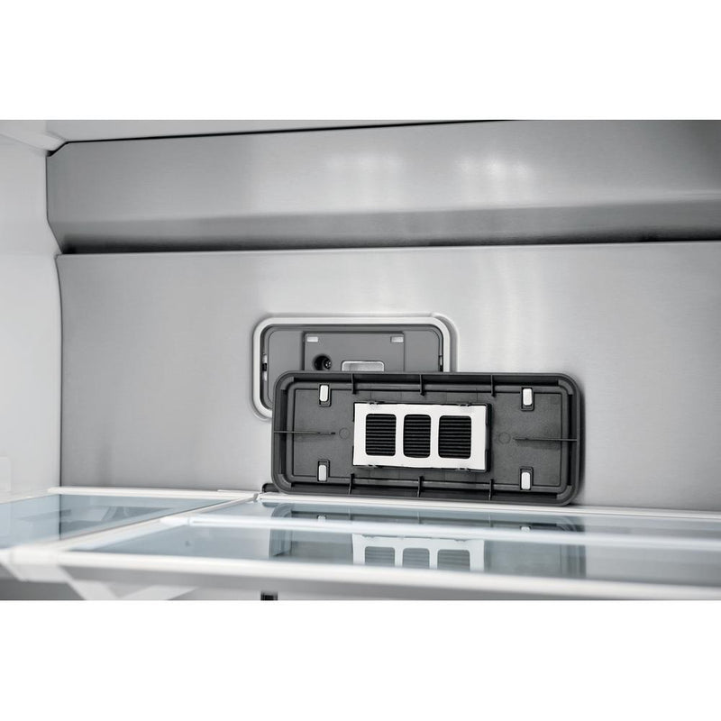 Frigidaire Professional Réfrigérateur quatre portes avec porte à deux  battants à profondeur de comptoir de 36 po., 21,8 pi.cu. avec système d'eau  et